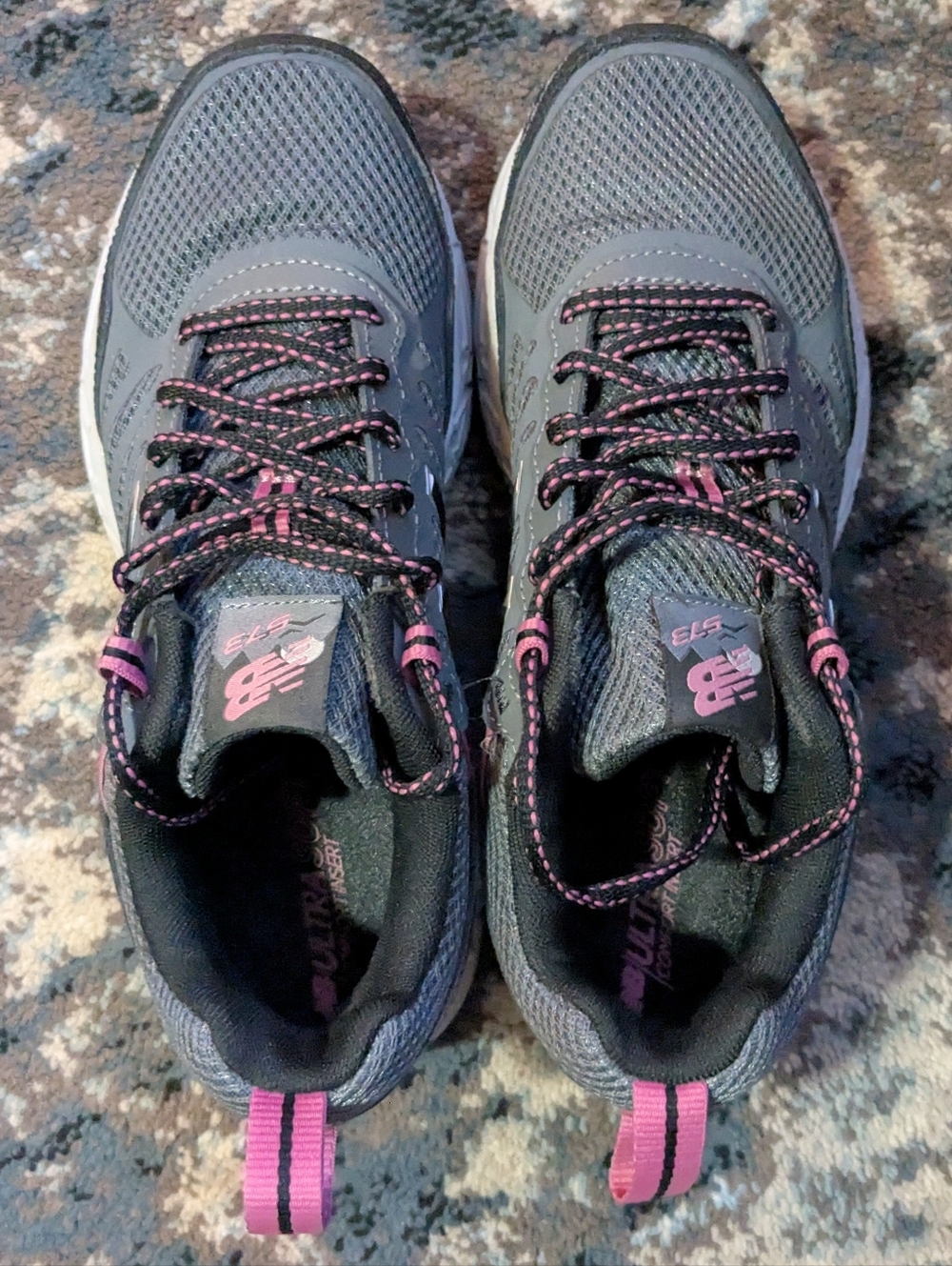 New Balance Women's 573 v3 Grey/Pink Trail Running Shoe 8 M US - Picture 8 of 12